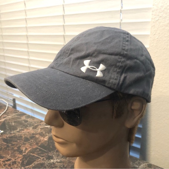 Under Armour  Women’s Black w/flecks of gray Baseball Hat Size Adjustable - Picture 4 of 12